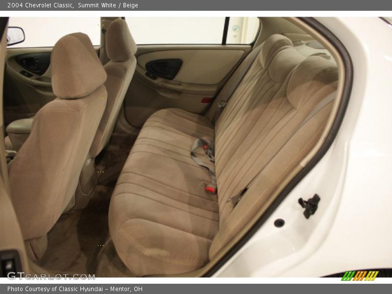 Summit White / Beige 2004 Chevrolet Classic