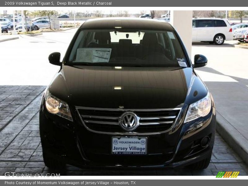 Deep Black Metallic / Charcoal 2009 Volkswagen Tiguan S