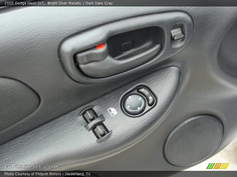 Bright Silver Metallic / Dark Slate Gray 2005 Dodge Neon SXT