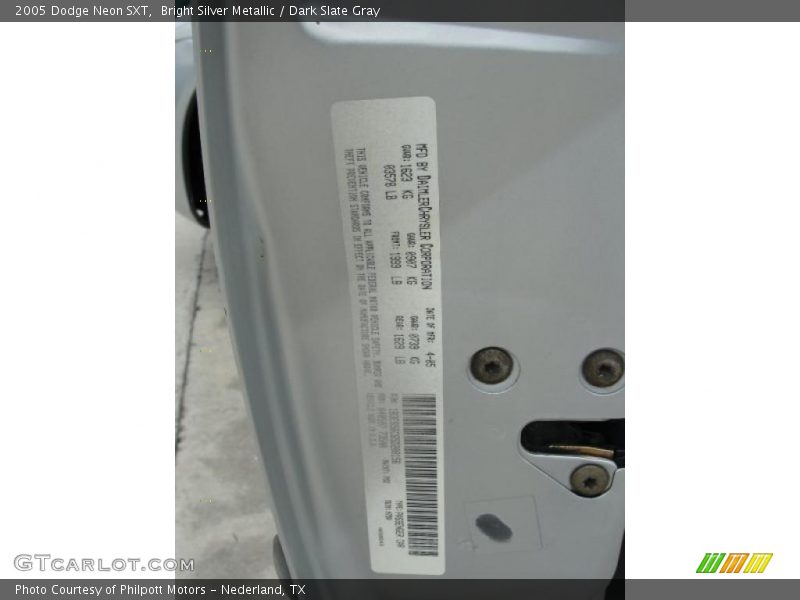 Bright Silver Metallic / Dark Slate Gray 2005 Dodge Neon SXT