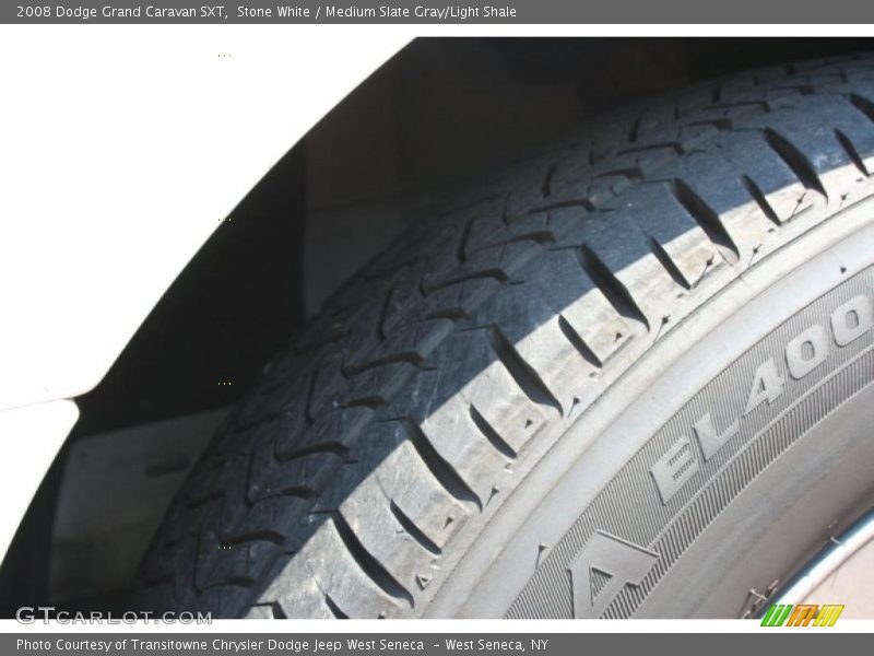 Stone White / Medium Slate Gray/Light Shale 2008 Dodge Grand Caravan SXT