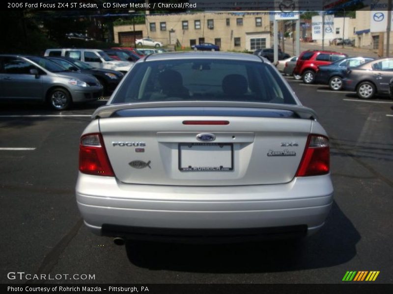 CD Silver Metallic / Charcoal/Red 2006 Ford Focus ZX4 ST Sedan
