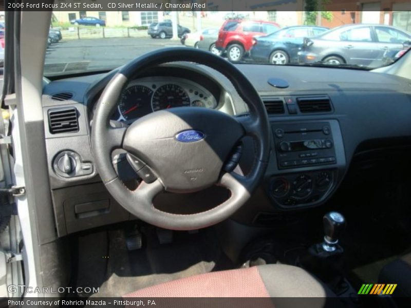 CD Silver Metallic / Charcoal/Red 2006 Ford Focus ZX4 ST Sedan