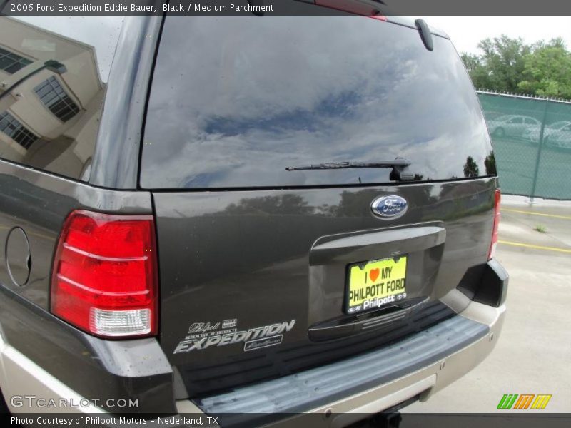 Black / Medium Parchment 2006 Ford Expedition Eddie Bauer