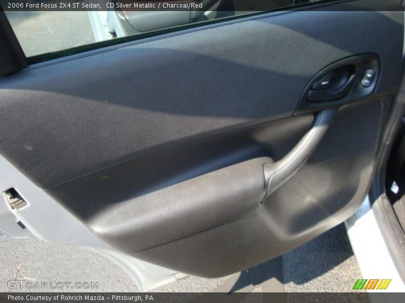 CD Silver Metallic / Charcoal/Red 2006 Ford Focus ZX4 ST Sedan