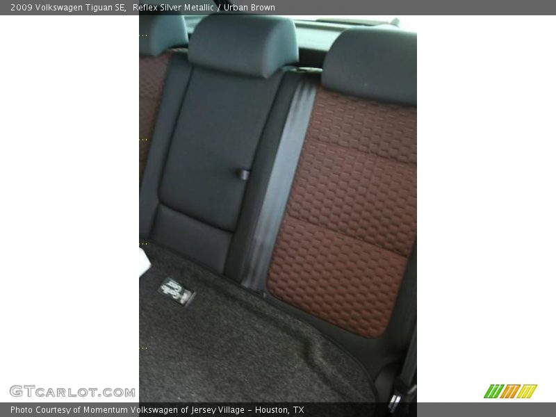 Reflex Silver Metallic / Urban Brown 2009 Volkswagen Tiguan SE