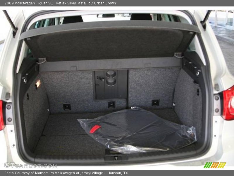Reflex Silver Metallic / Urban Brown 2009 Volkswagen Tiguan SE