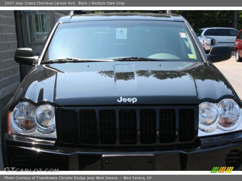 Black / Medium Slate Gray 2007 Jeep Grand Cherokee Laredo 4x4