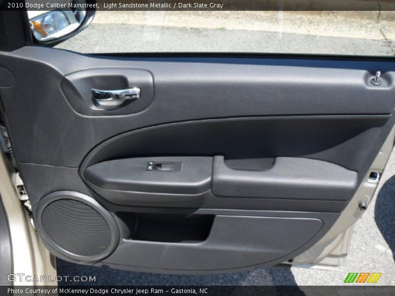 Light Sandstone Metallic / Dark Slate Gray 2010 Dodge Caliber Mainstreet