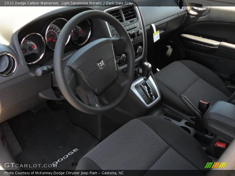 Light Sandstone Metallic / Dark Slate Gray 2010 Dodge Caliber Mainstreet