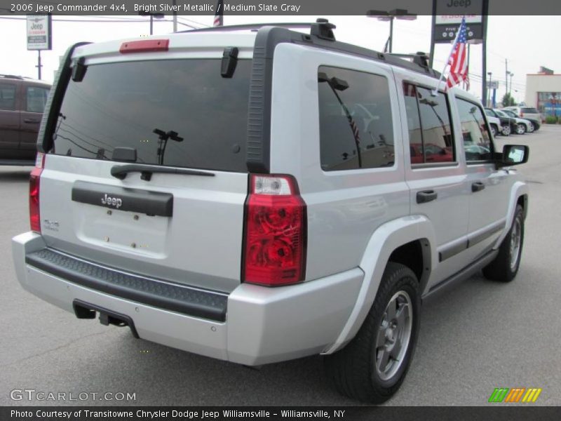 Bright Silver Metallic / Medium Slate Gray 2006 Jeep Commander 4x4