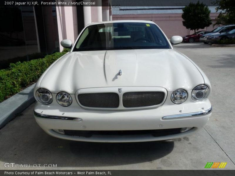 Porcelain White / Ivory/Charcoal 2007 Jaguar XJ XJR