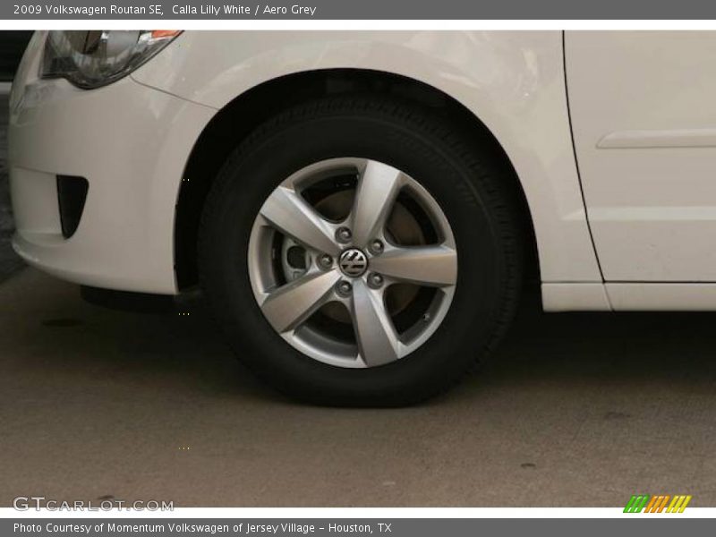 Calla Lilly White / Aero Grey 2009 Volkswagen Routan SE