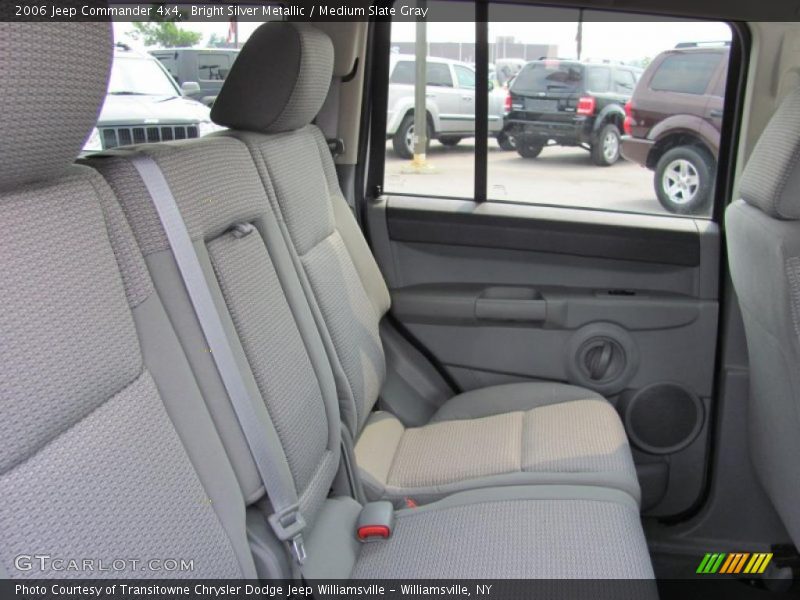 Bright Silver Metallic / Medium Slate Gray 2006 Jeep Commander 4x4