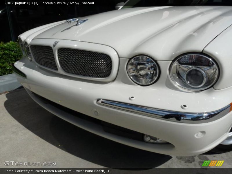 Porcelain White / Ivory/Charcoal 2007 Jaguar XJ XJR