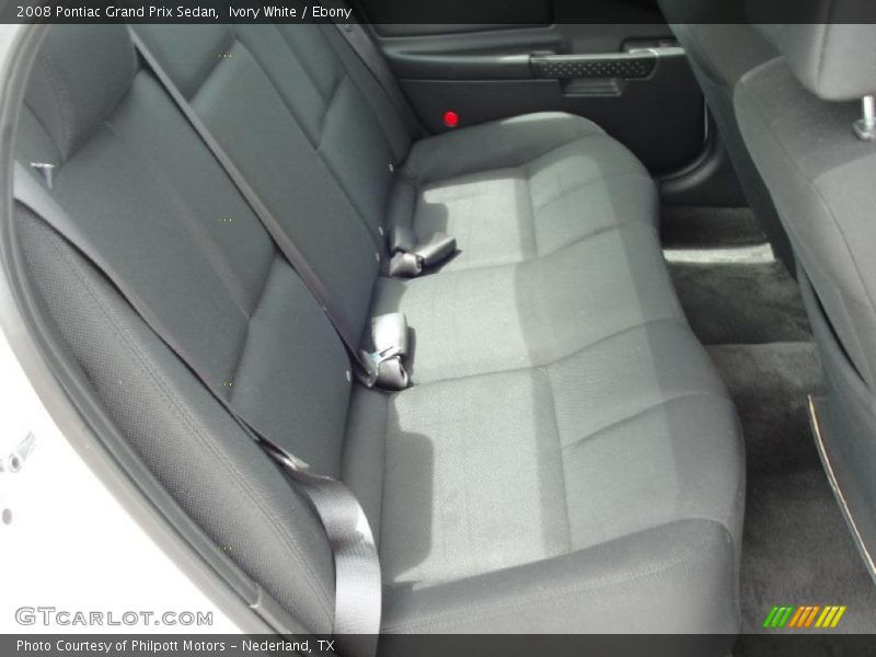 Ivory White / Ebony 2008 Pontiac Grand Prix Sedan