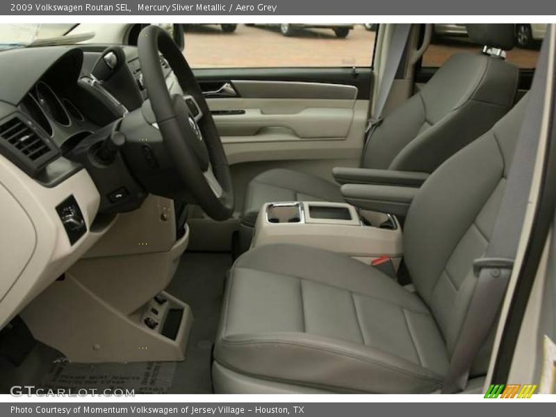 Mercury Sliver Metallic / Aero Grey 2009 Volkswagen Routan SEL