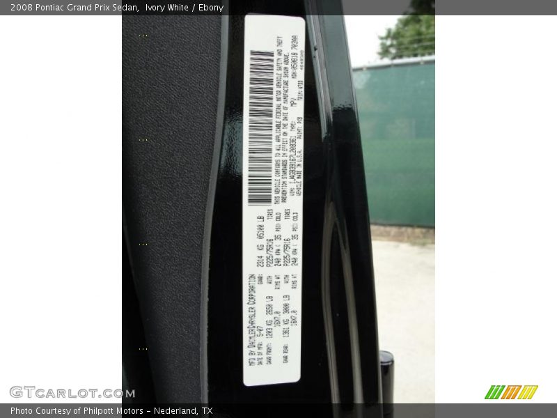 Ivory White / Ebony 2008 Pontiac Grand Prix Sedan