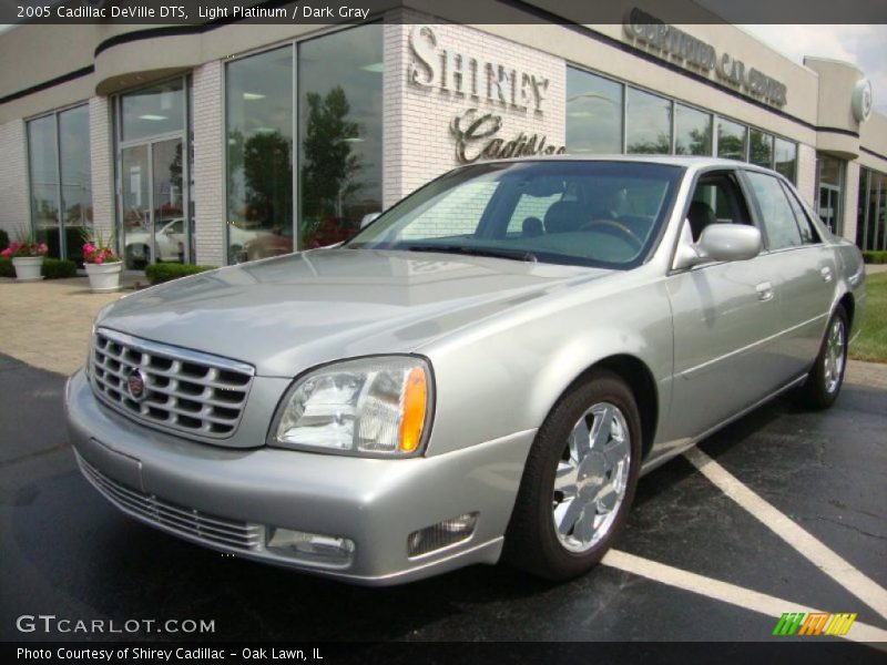 Light Platinum / Dark Gray 2005 Cadillac DeVille DTS
