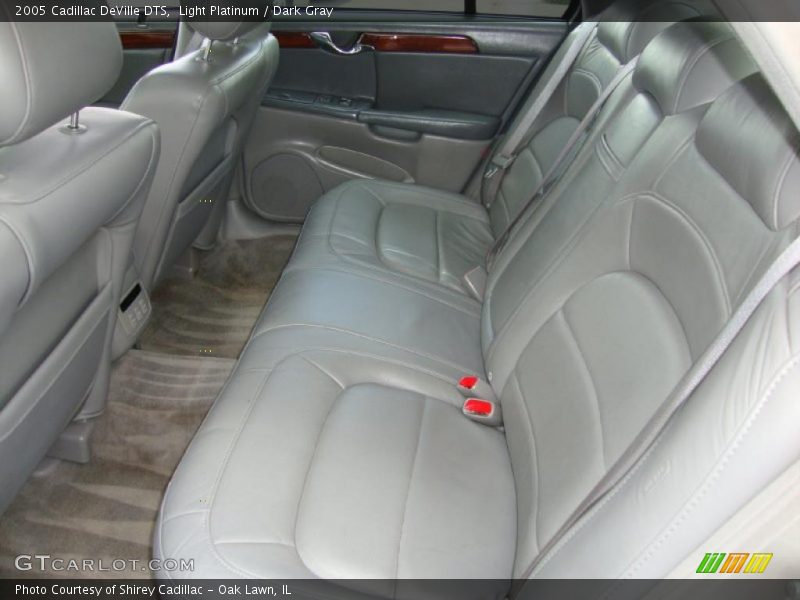 Light Platinum / Dark Gray 2005 Cadillac DeVille DTS