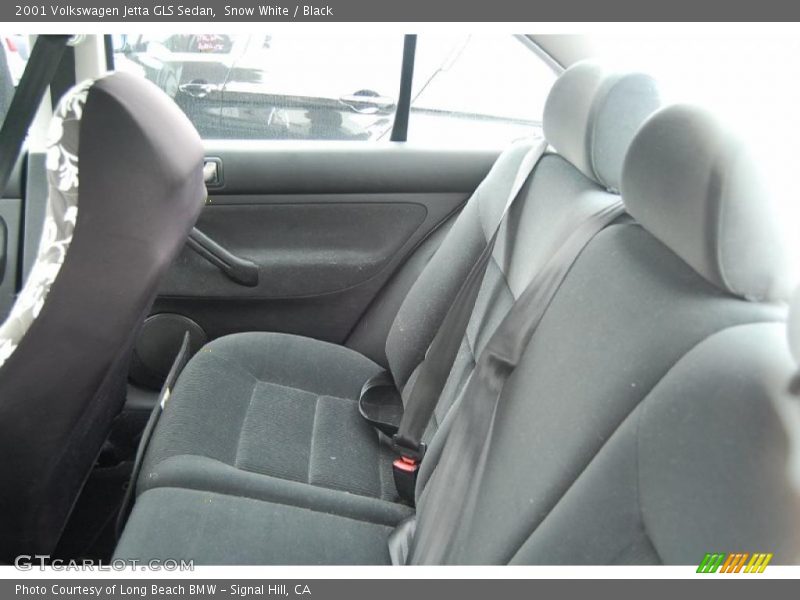 Snow White / Black 2001 Volkswagen Jetta GLS Sedan