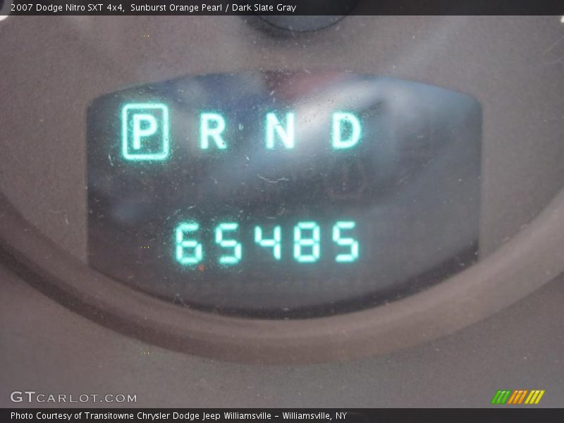 Sunburst Orange Pearl / Dark Slate Gray 2007 Dodge Nitro SXT 4x4