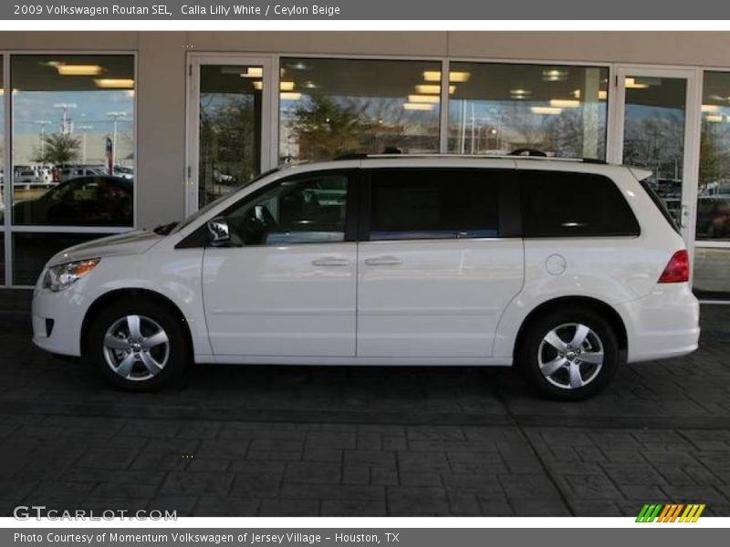 Calla Lilly White / Ceylon Beige 2009 Volkswagen Routan SEL