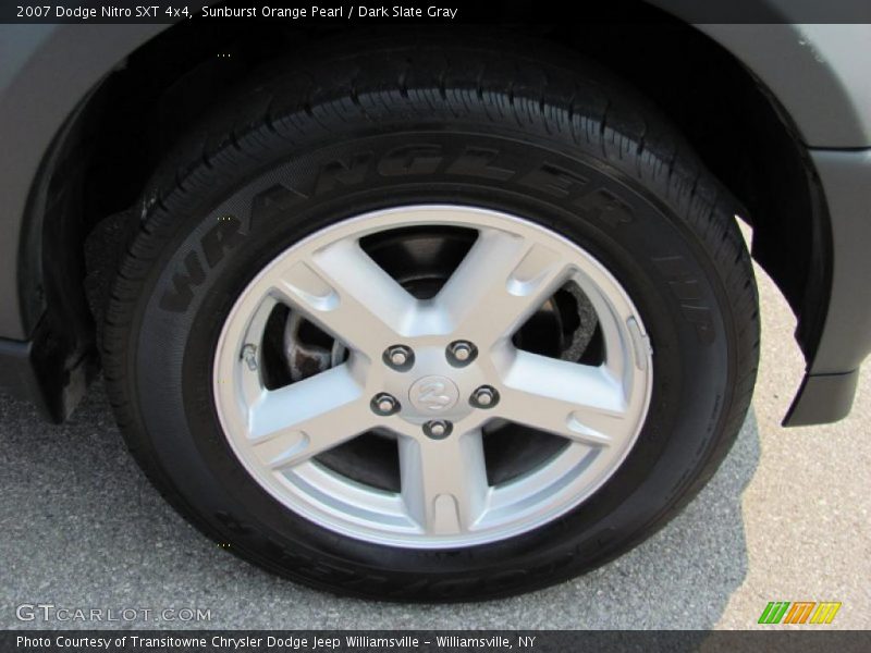Sunburst Orange Pearl / Dark Slate Gray 2007 Dodge Nitro SXT 4x4