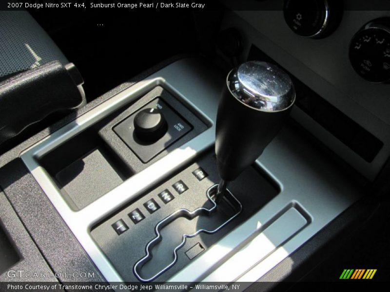 Sunburst Orange Pearl / Dark Slate Gray 2007 Dodge Nitro SXT 4x4