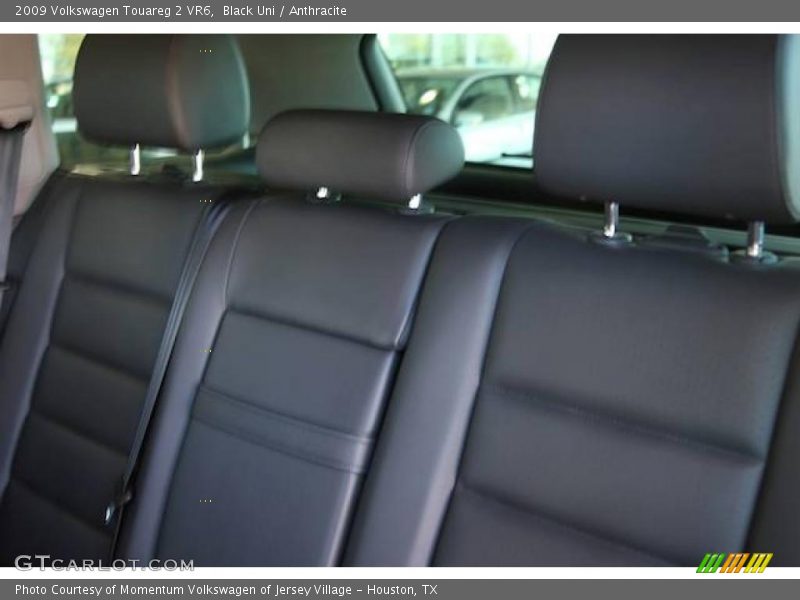 Black Uni / Anthracite 2009 Volkswagen Touareg 2 VR6