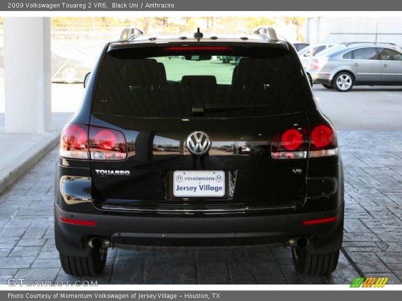 Black Uni / Anthracite 2009 Volkswagen Touareg 2 VR6