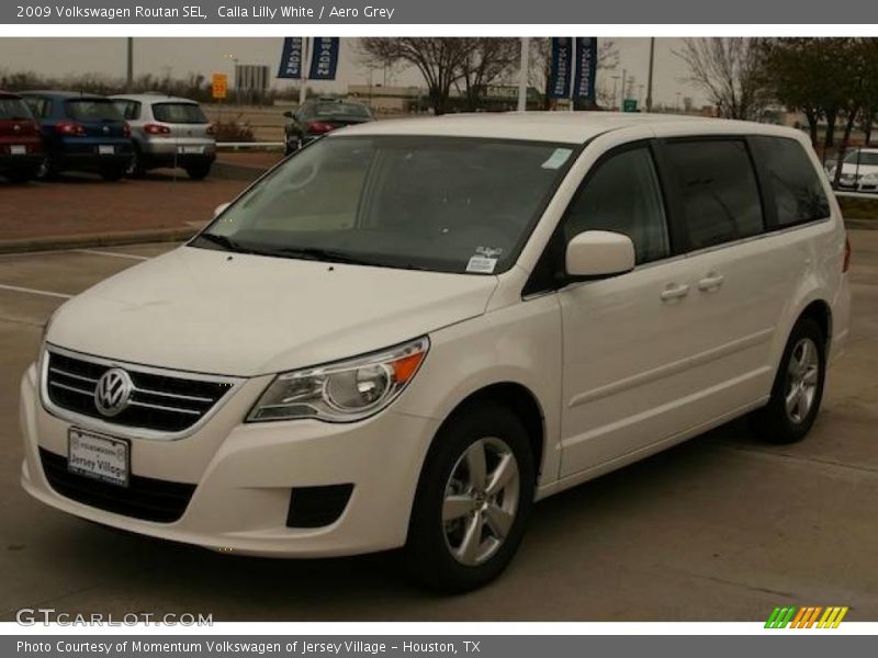 Calla Lilly White / Aero Grey 2009 Volkswagen Routan SEL