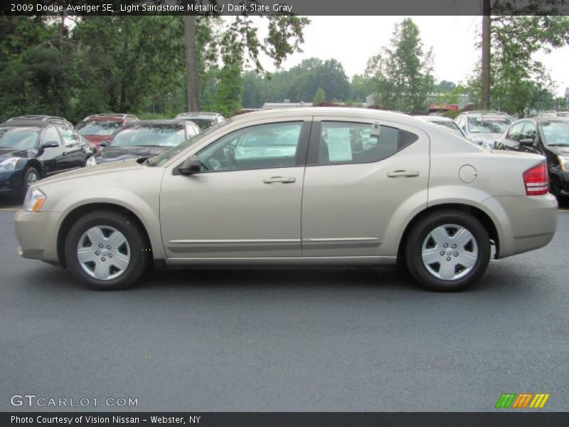 Light Sandstone Metallic / Dark Slate Gray 2009 Dodge Avenger SE