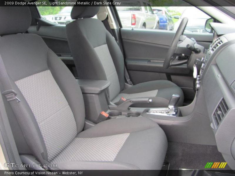 Light Sandstone Metallic / Dark Slate Gray 2009 Dodge Avenger SE