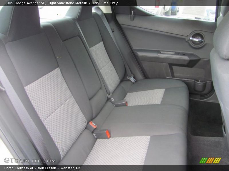 Light Sandstone Metallic / Dark Slate Gray 2009 Dodge Avenger SE