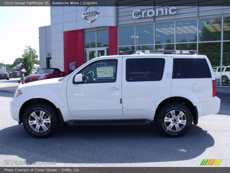 Avalanche White / Graphite 2010 Nissan Pathfinder SE