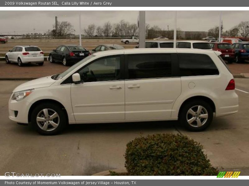 Calla Lilly White / Aero Grey 2009 Volkswagen Routan SEL