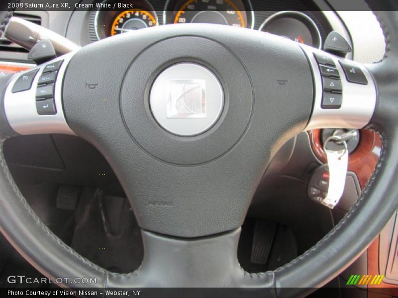 Cream White / Black 2008 Saturn Aura XR