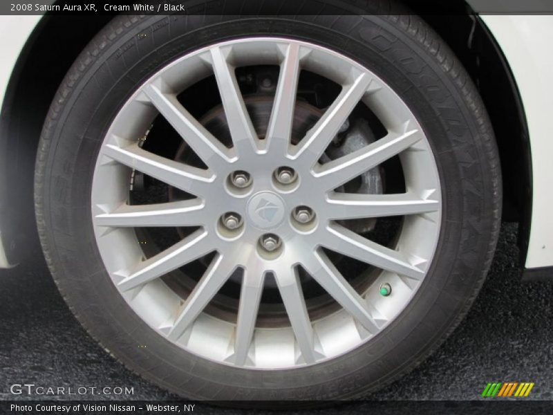 Cream White / Black 2008 Saturn Aura XR