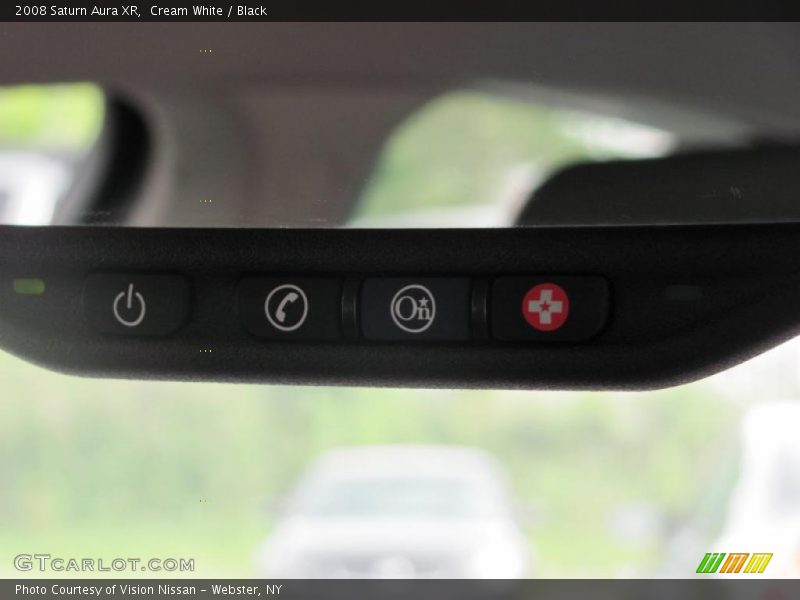 Cream White / Black 2008 Saturn Aura XR