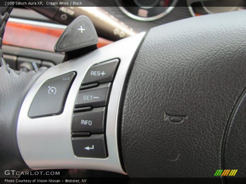Cream White / Black 2008 Saturn Aura XR