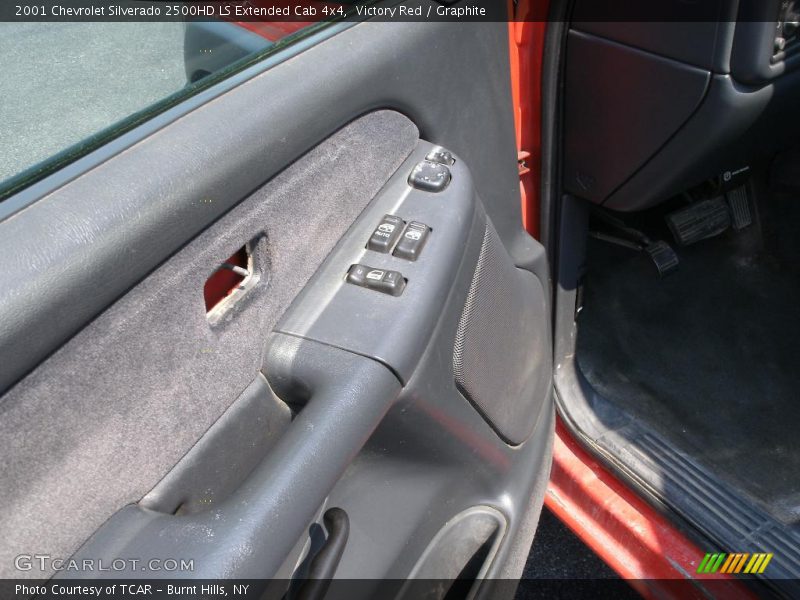 Victory Red / Graphite 2001 Chevrolet Silverado 2500HD LS Extended Cab 4x4