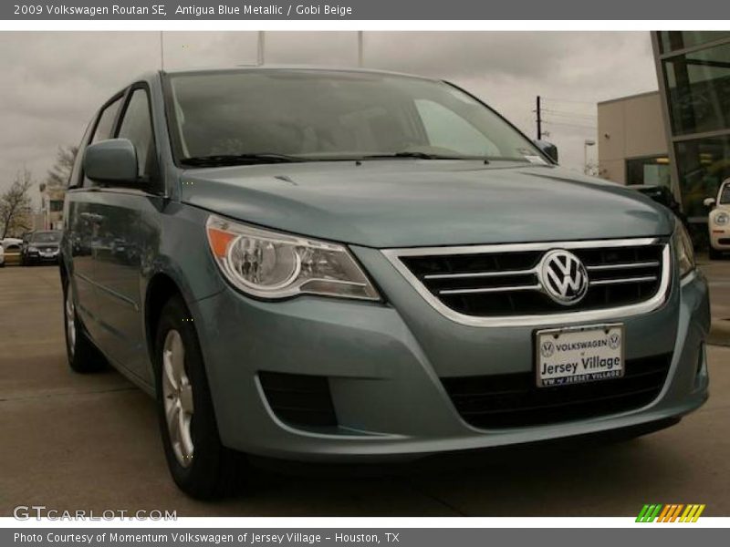 Antigua Blue Metallic / Gobi Beige 2009 Volkswagen Routan SE