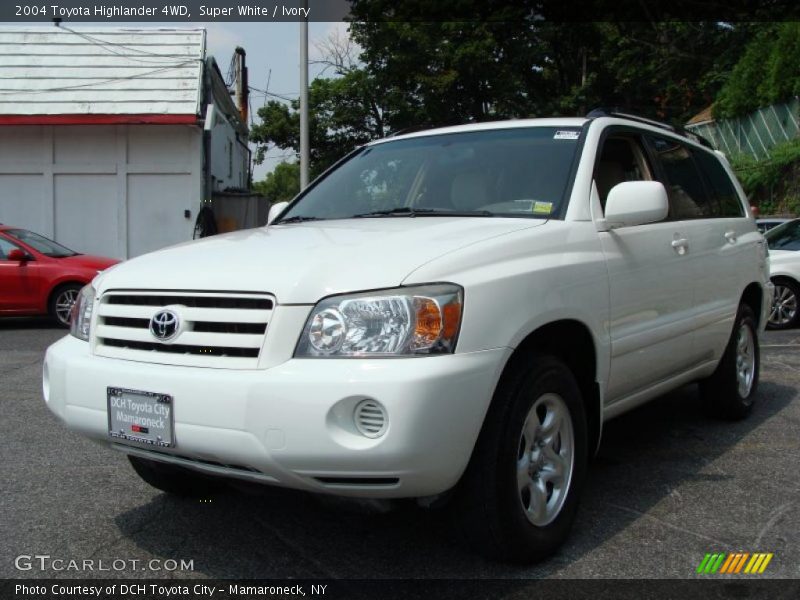 Super White / Ivory 2004 Toyota Highlander 4WD