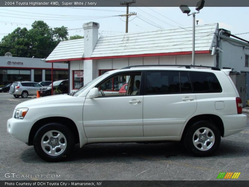 Super White / Ivory 2004 Toyota Highlander 4WD