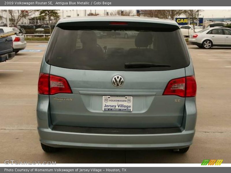 Antigua Blue Metallic / Gobi Beige 2009 Volkswagen Routan SE