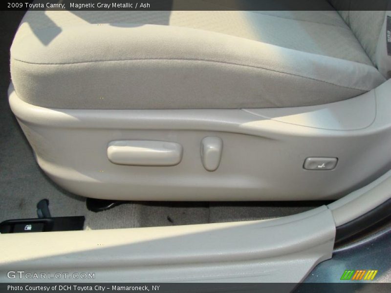 Magnetic Gray Metallic / Ash 2009 Toyota Camry