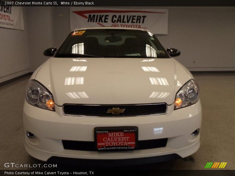 White / Ebony Black 2007 Chevrolet Monte Carlo SS