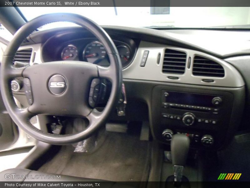 White / Ebony Black 2007 Chevrolet Monte Carlo SS