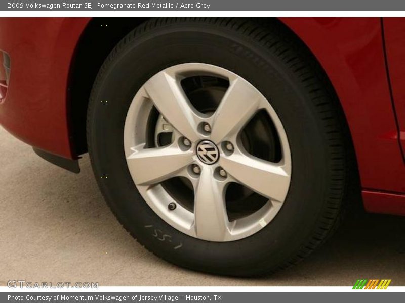 Pomegranate Red Metallic / Aero Grey 2009 Volkswagen Routan SE
